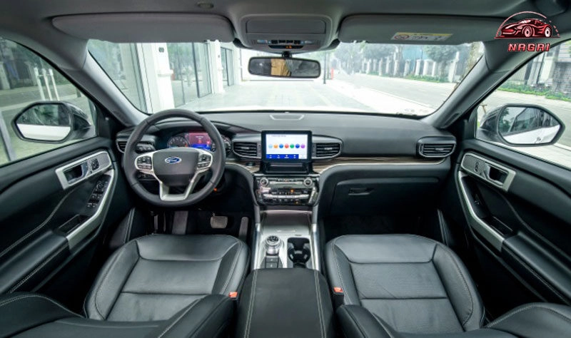 Ford Explorer giảm giá kỷ lục 440 triệu đồng tại Việt Nam