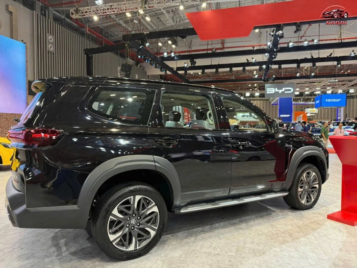 MG D90 SUV hạng D mạnh mẽ gây sốt tại Vietnam Motor Show 2024