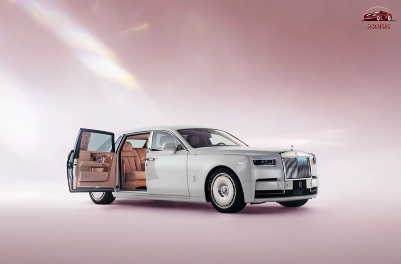 Phantom Hoa Anh Đào Kết hợp Văn Hóa Nhật Bản và Nghệ Thuật Rolls-Royce