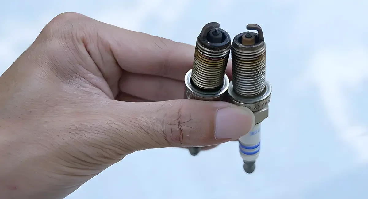 Bugi bẩn khiến tia lửa yếu, xe sirius lên ga bị hụt