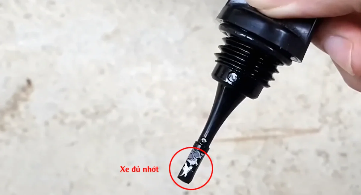 Cách kiểm tra nhớt xe sirius chuẩn