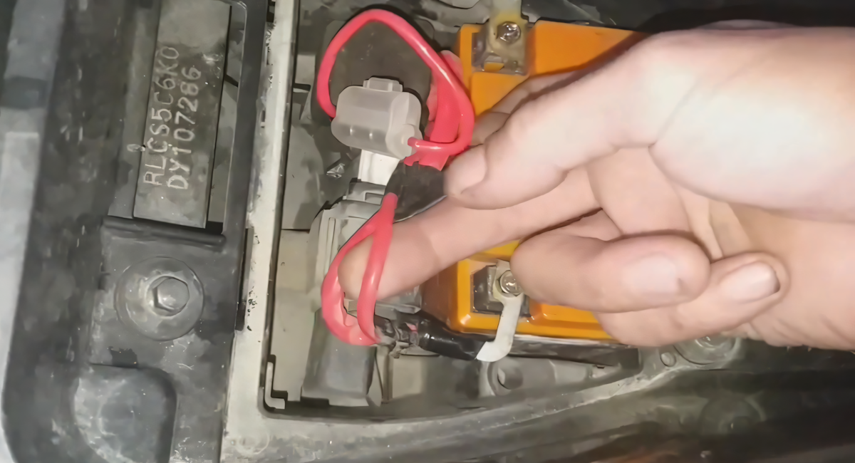 Dấu hiệu nhận biết cầu chì xe sirius bị hư