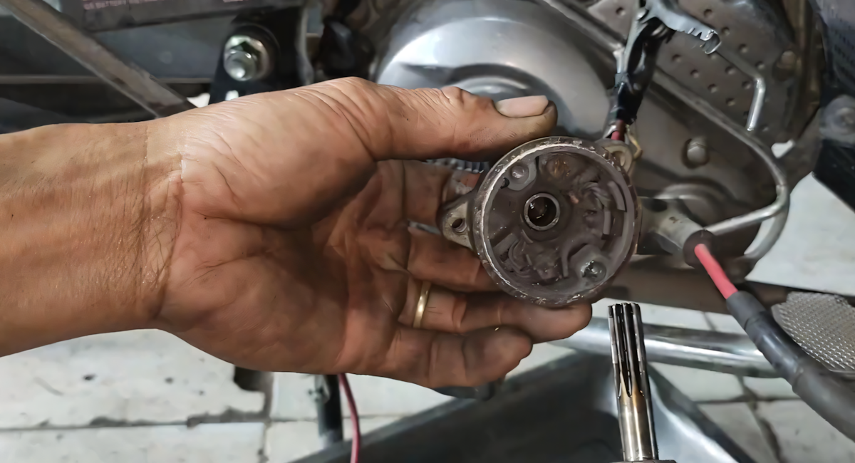 Dấu hiệu nhận biết củ đề xe sirius bị hư, hỏng