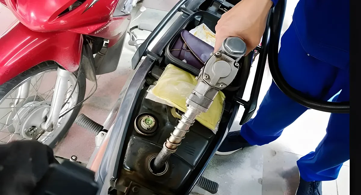 Hỗn hợp xăng gió sai lệch khiến xe hao nhiên liệu