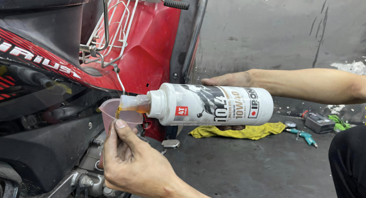 Những thắc mắc về ốc xả nhớt xe sirius nằm ở đâu