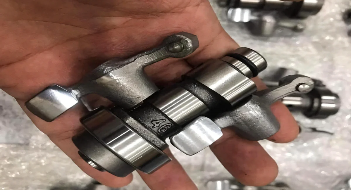 Lắp cam lớn mà không nâng cấp thì coi chừng máy hú