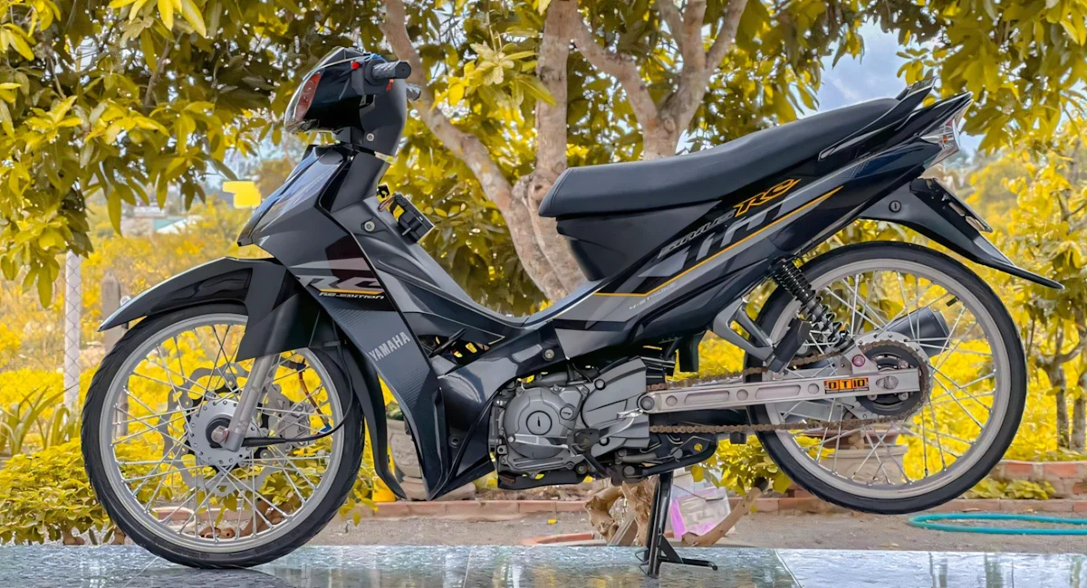 Thay ổ khóa xe Sirius tại đại lý có khác gì so với các cửa hàng ngoài